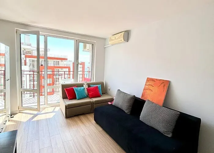 17 Pools In Noks Grand *